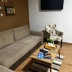 Liriq - Free Parking Apartment *