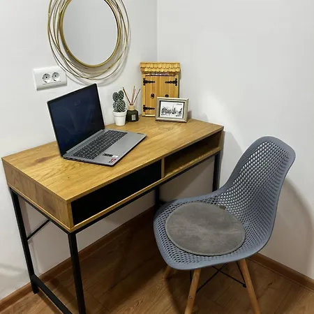 Liriq - Free Parking Saraievo