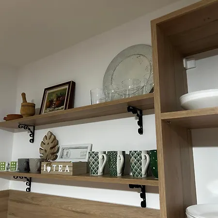 Liriq - Free Parking Apartment