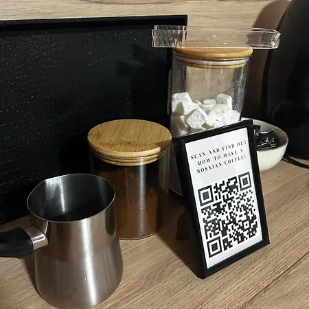 Liriq - Free Parking